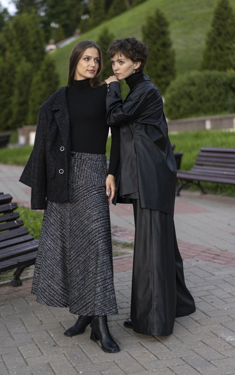 Юбка женская "С подрезом" модель 532п цвет елочка на черном